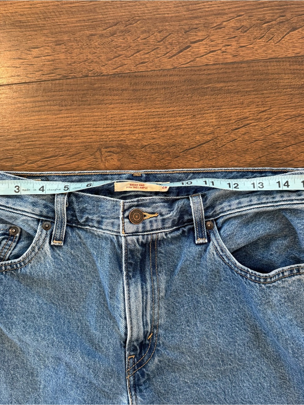 Levi's Baggy Dad Medium Wash Blue Denim Jeans 5-Pocket Women Size 28 - Picture 6 of 11